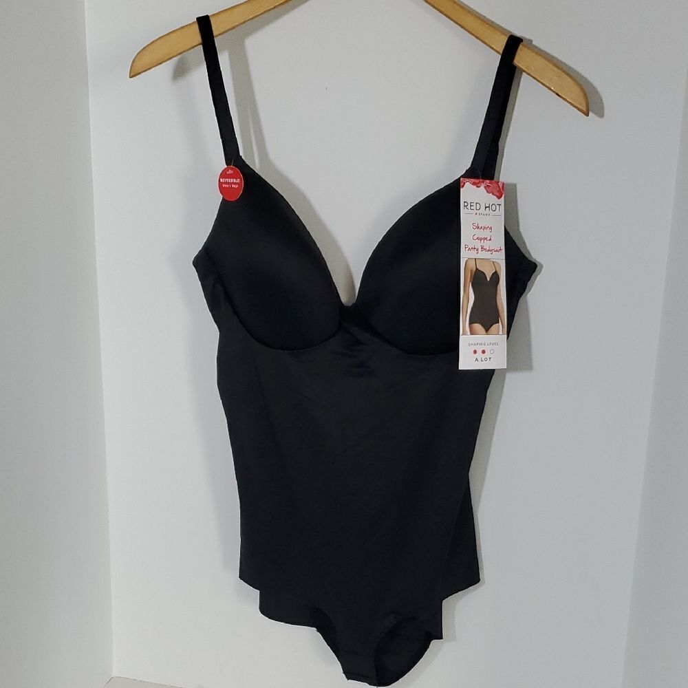 Red Hot SPANX Shaping Cupped Panty Bodysuit Black Size XL NWT